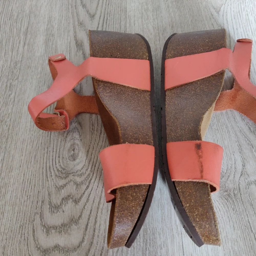 Spain Sandals, Genuine Leather - Picture 2 of 5